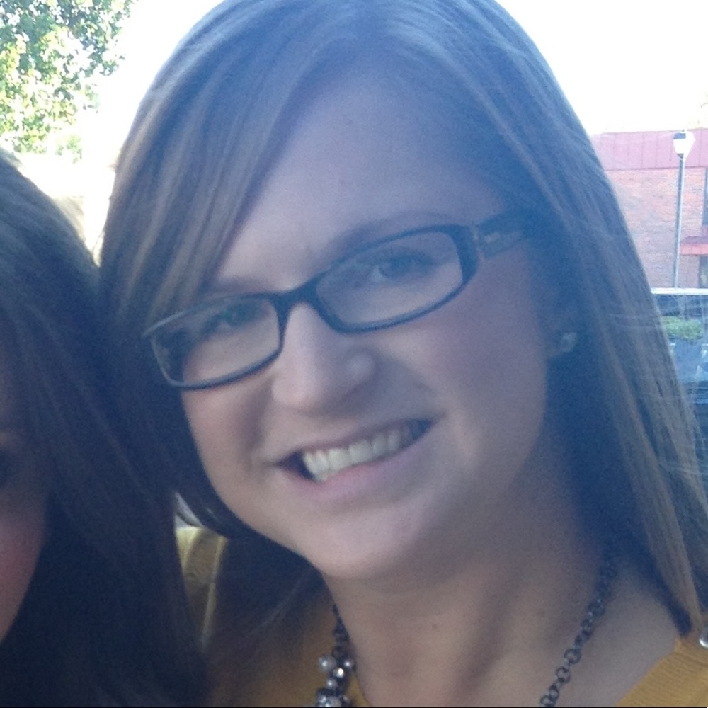 Meet your Posher, Kayla